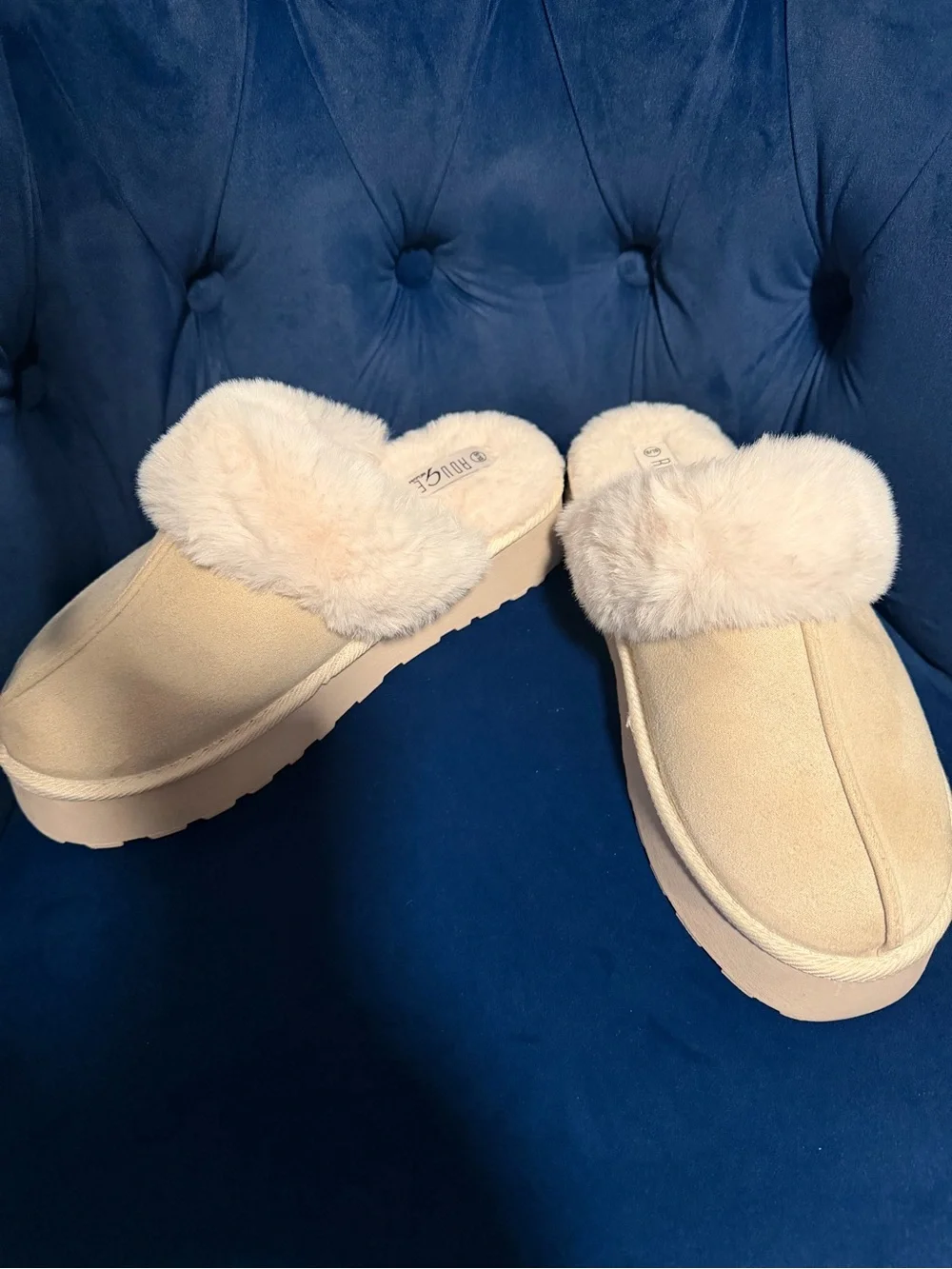Rouge Cozy Faux-Fur Slip-On Platform Slippers in Cream
